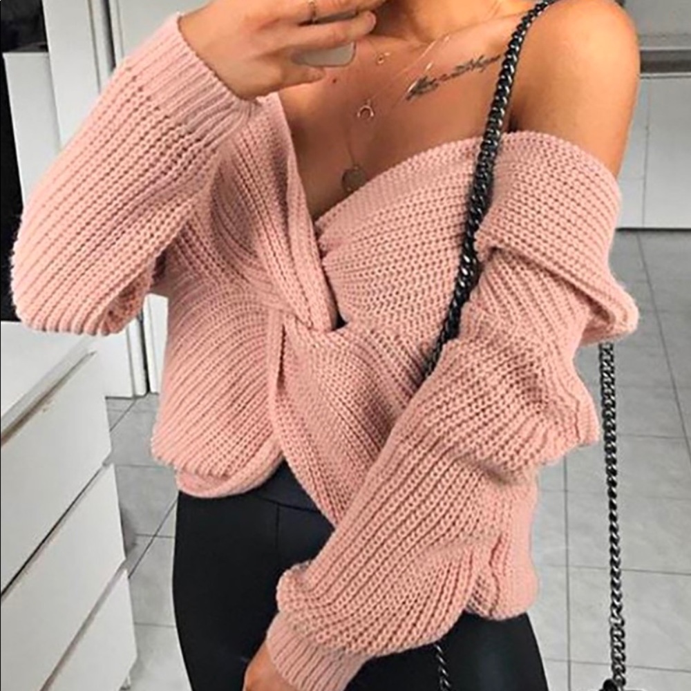 NWT Knitted Off Shoulder Cropped Sweater
